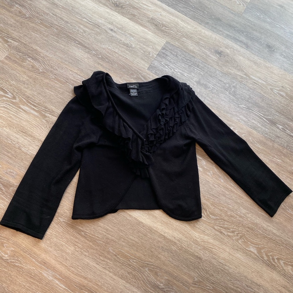 Rue 21 Black sweater